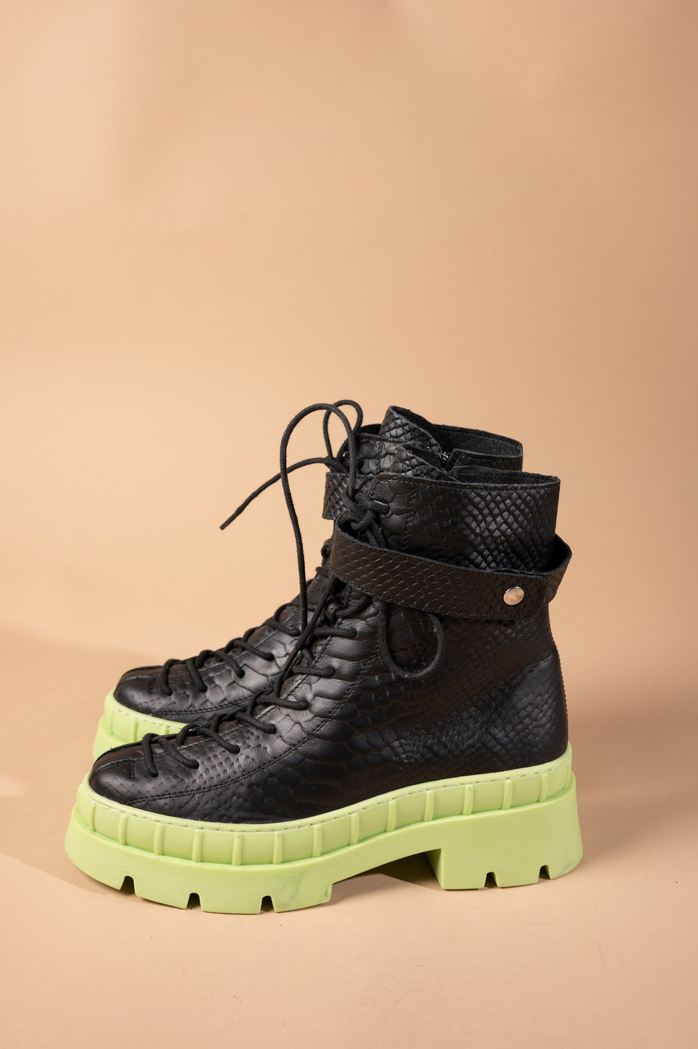 Ghete leather black Grace Lime - mauri.ro (1)