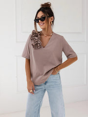 Tricou cu decolteu in V taupe Edward - mauri.ro (1)