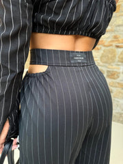 Pantaloni-eleganti-cu-talie-inalta-negri-Zuma (3)