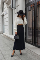 Fusta-lunga-plisată-neagră-Anémone (4)