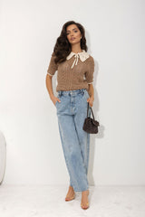 bluza tricotata maro cu guler contrast