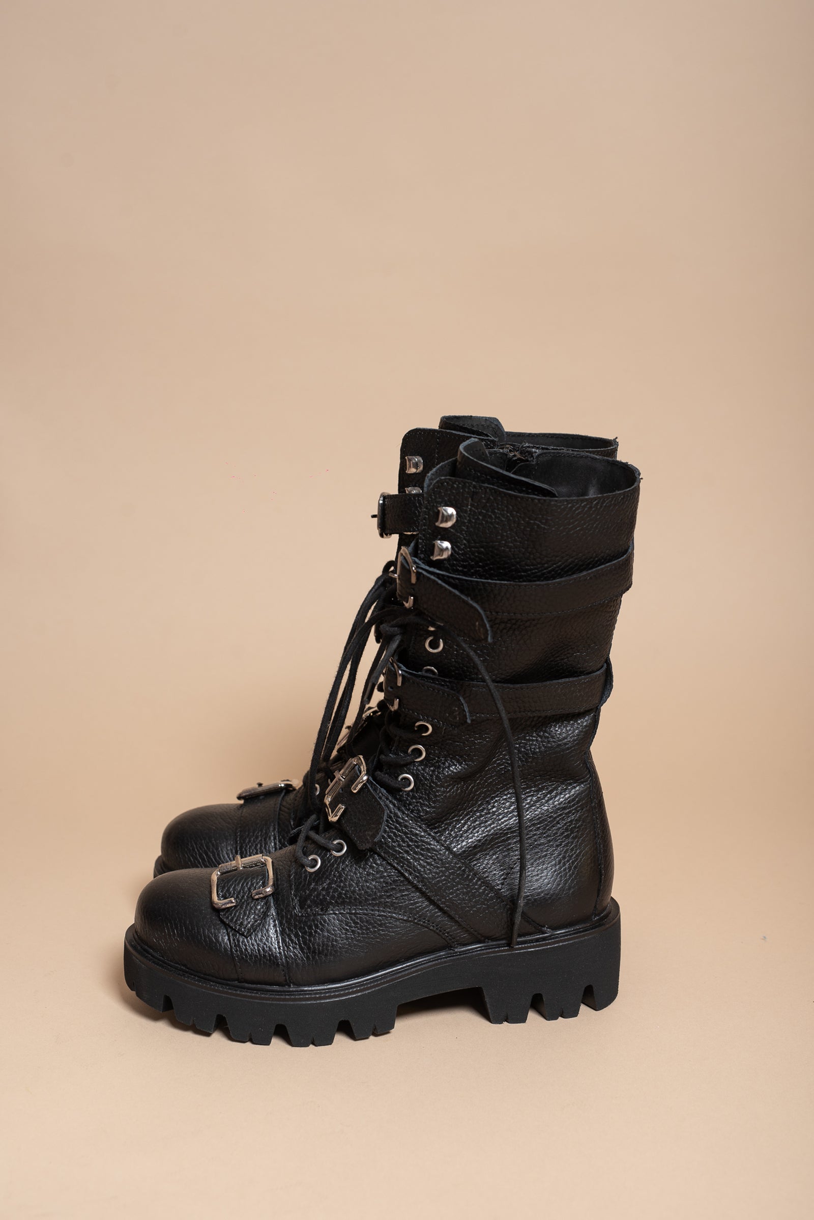 Ghete din piele neagra Adelline