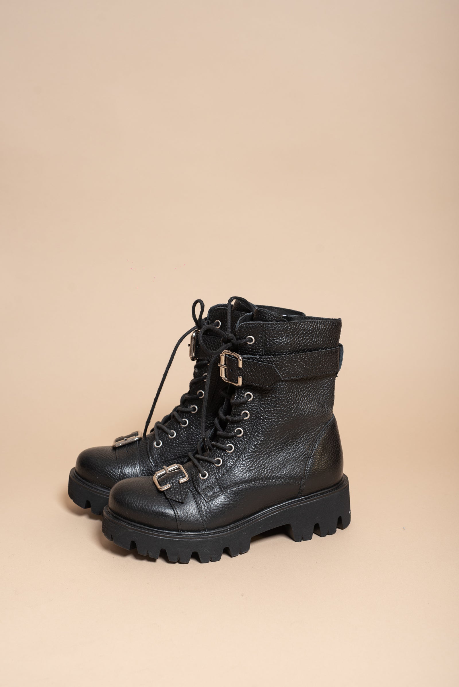 Ghete-din-piele-neagra-Adelline-Mini-3568-2