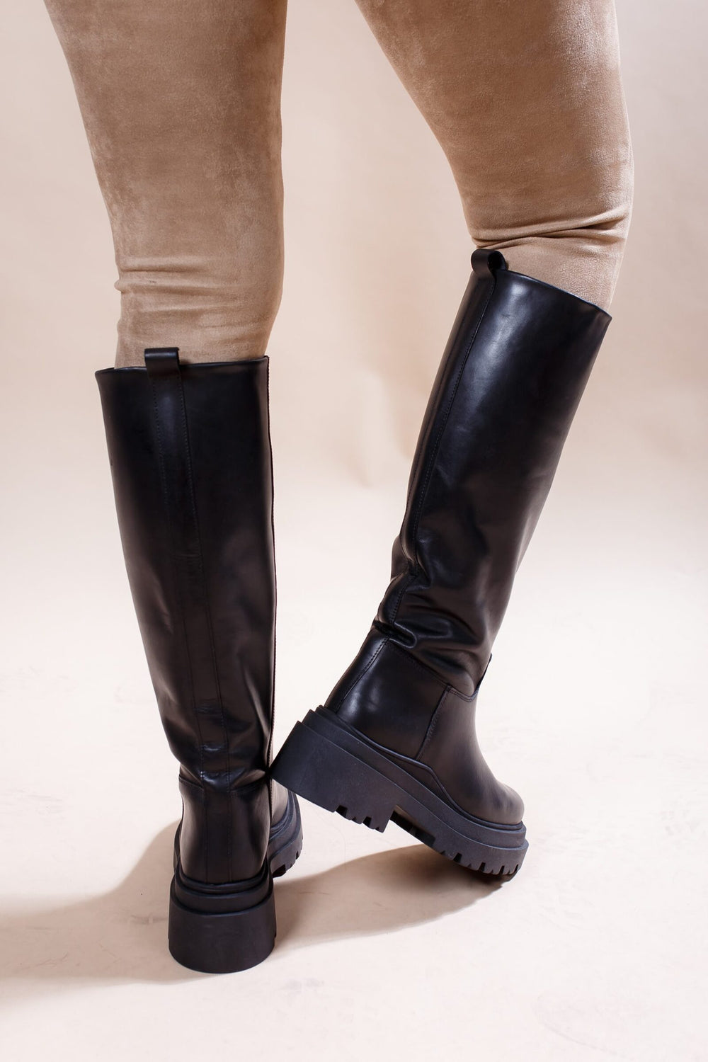 Cizme-din-piele-neagra-Eufrozine-2421-2