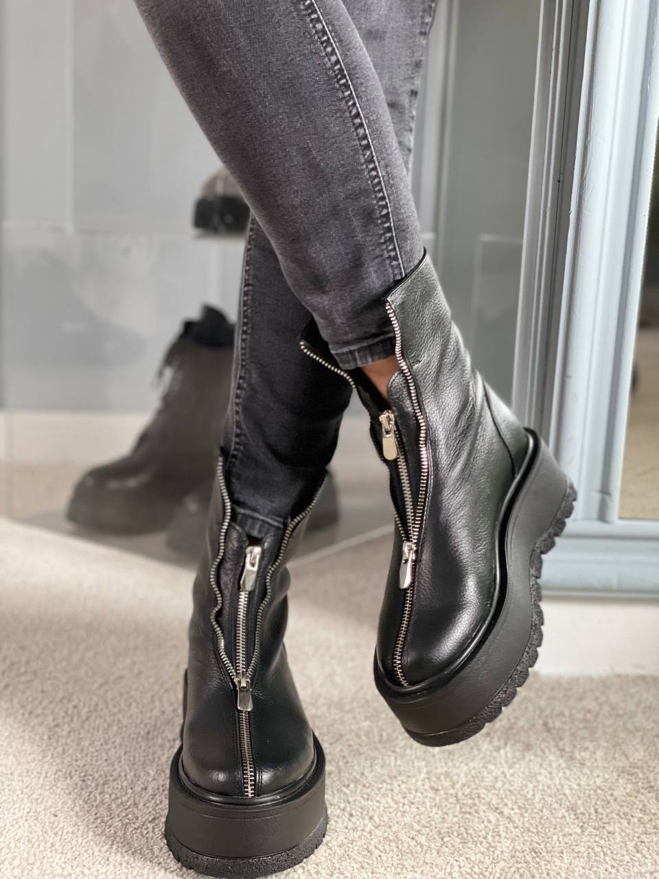 Ghete-din-piele-neagra-Gia-4645-2