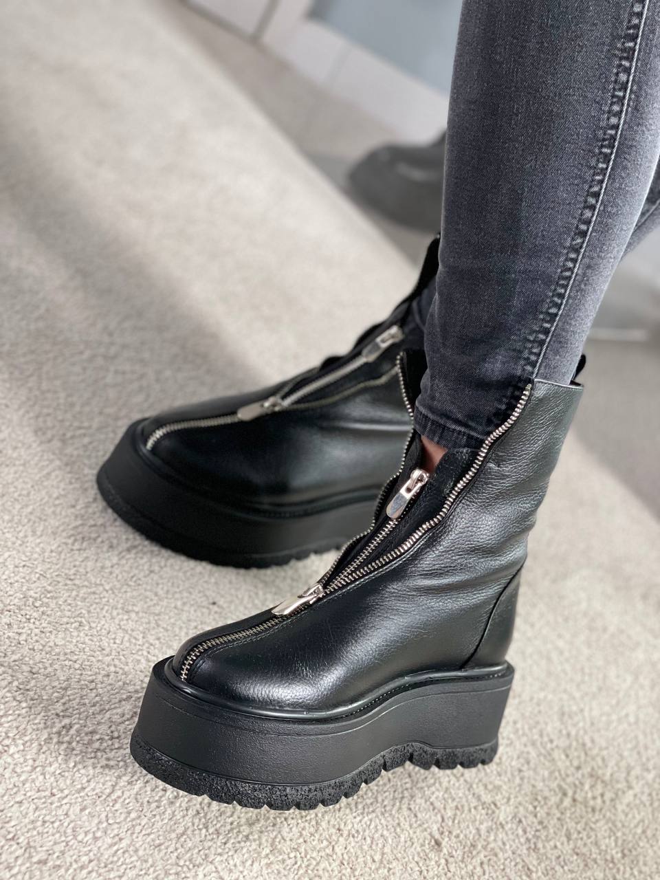 Ghete-din-piele-neagra-Gia-4645-5