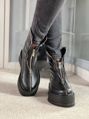 Ghete din piele neagra Gia