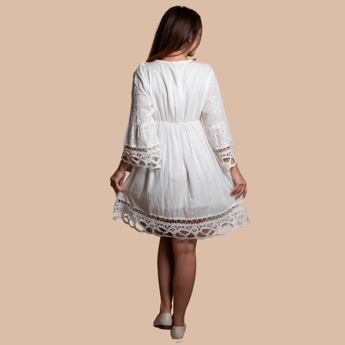 rochie-dama-in-scurta-alba (6)