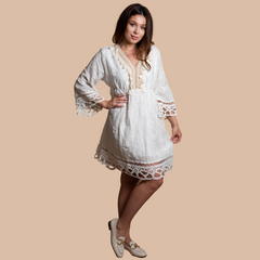 rochie-dama-in-scurta-alba