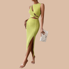 Rochie-pe-corp-cu-decolteu-vertical-verde-8482-3