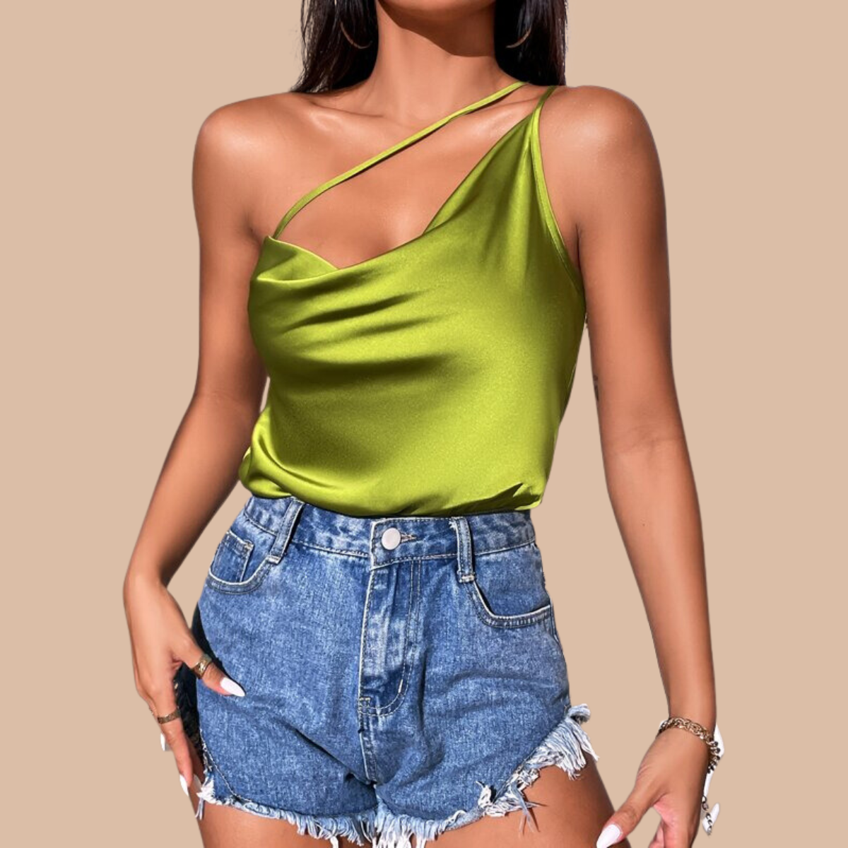 Top-pe-un-umar-din-satin-verde-3364-3