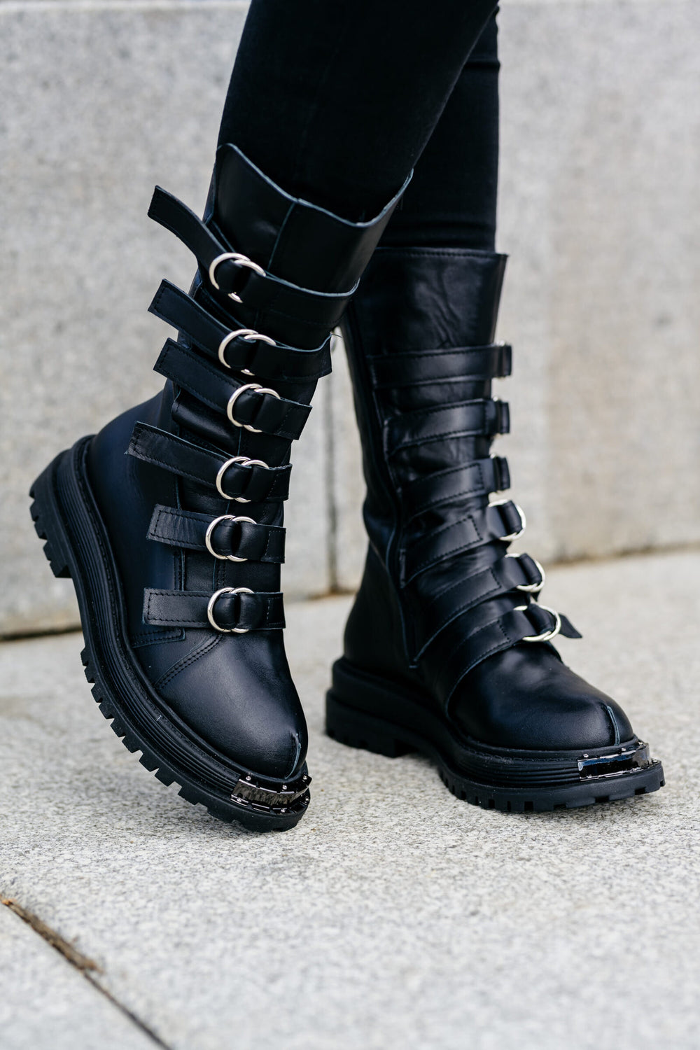 Ghete-din-piele-naturala-negre-Capri (2)