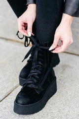 Ghete-din-piele-intoarsa-naturala-negre-Lyon (3)