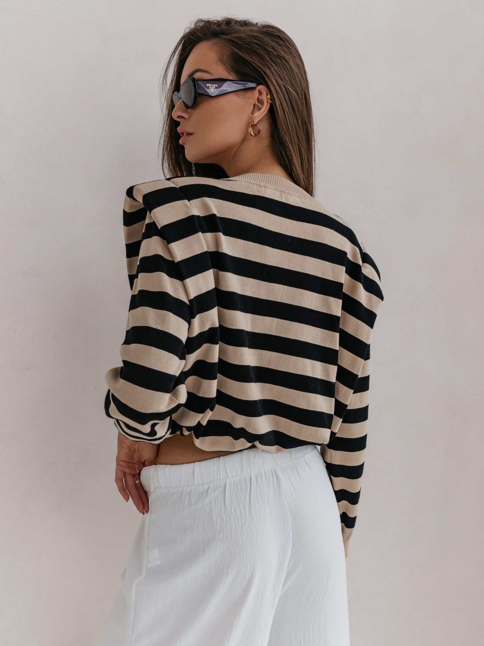 bluza-dama-in-dungi-negru-cu-bej