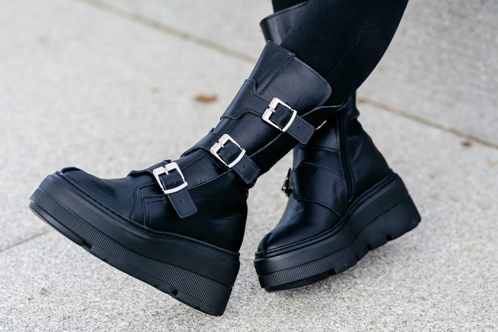 Ghete-din-piele-naturala-negre-Lucette