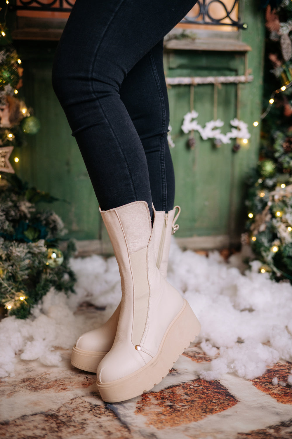 Ghete-din-piele-naturala-bej-Luna3