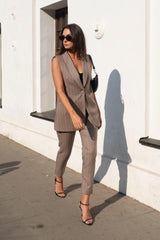 Costum-dama-elegant-vesta-si-pantaloni (5)