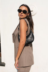 Costum-dama-elegant-vesta-si-pantaloni