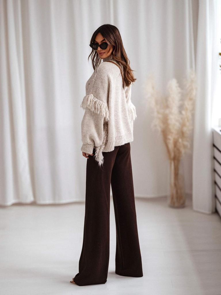 bluza-dama-cu-ciucuri-bej (2)