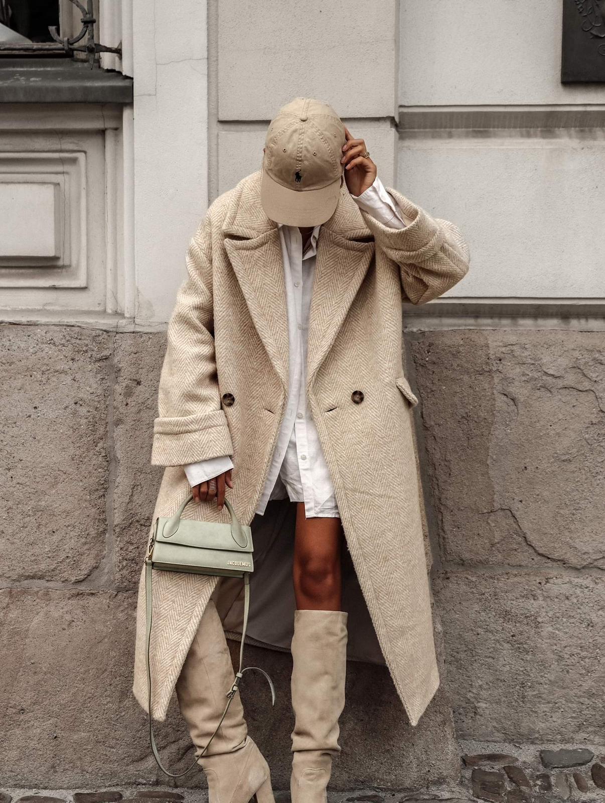 palton-dama-lung-din-lana-bej