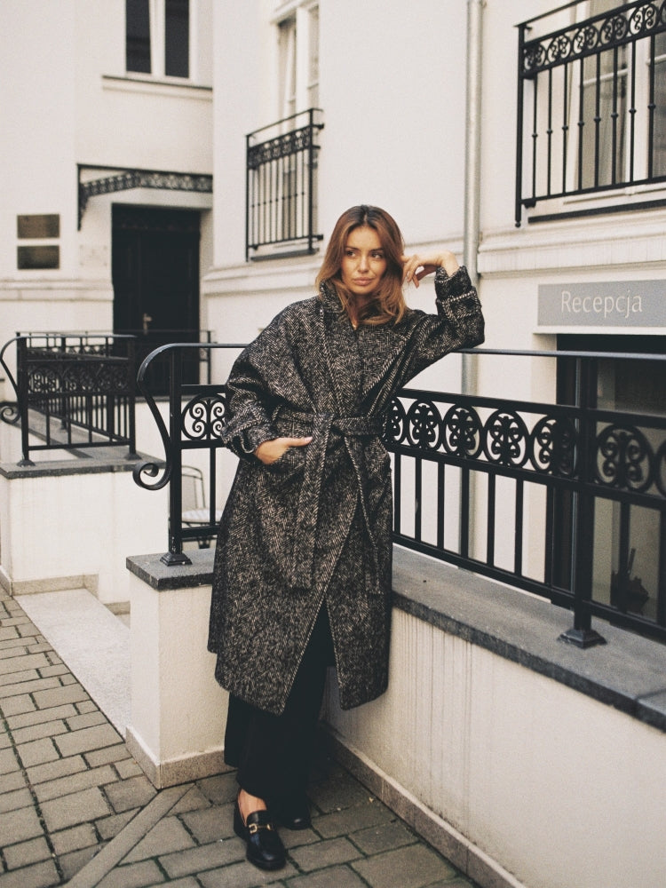 palton-dama-negru-din-lana-cu-cordon