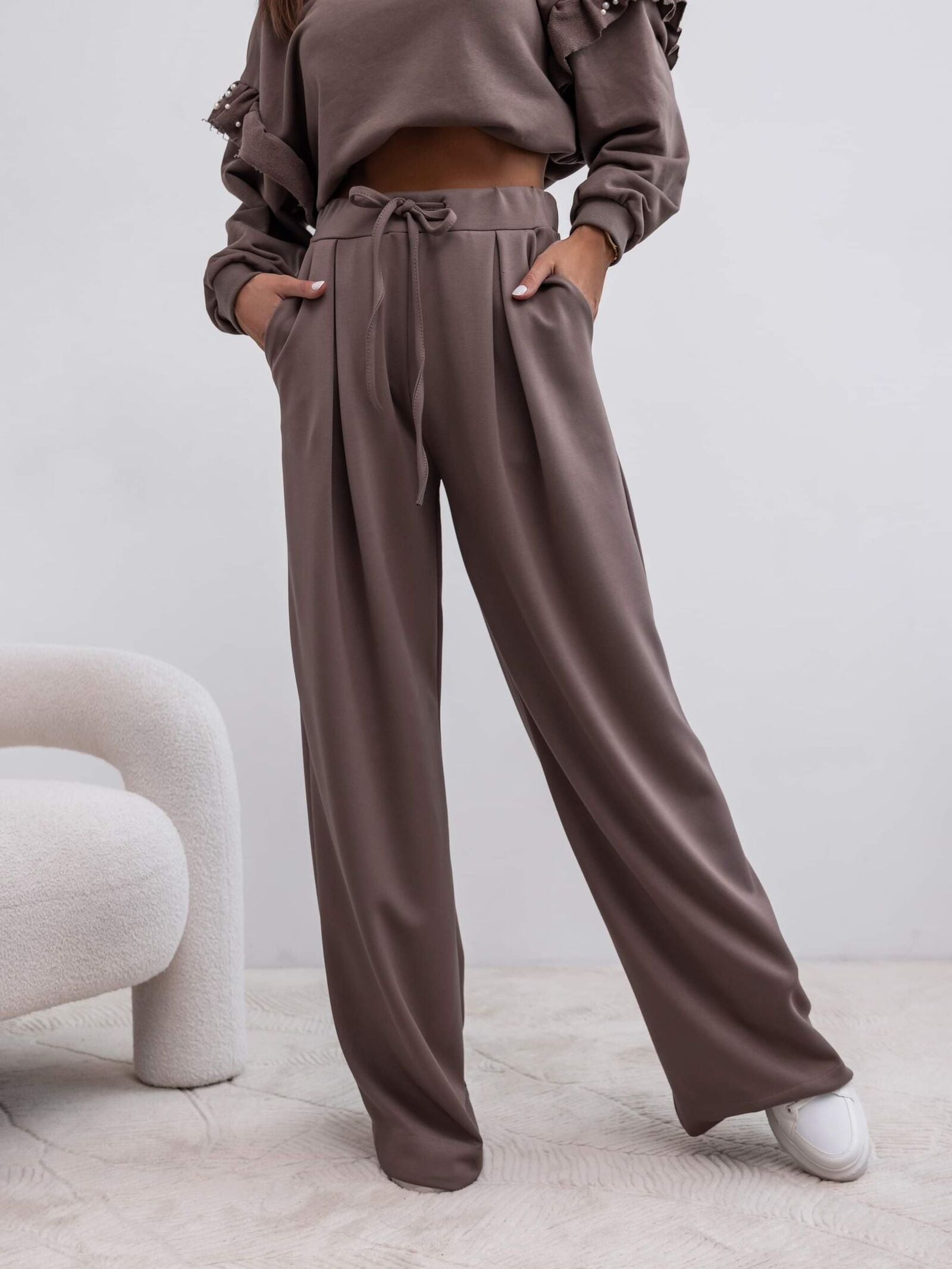 compleu-dama-din-bumbac-maro-cu-accesoriu (2)