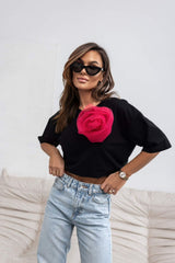 bluza-dama-neagra-cu-maneci-scurte-si-accesoriu-tip-floare