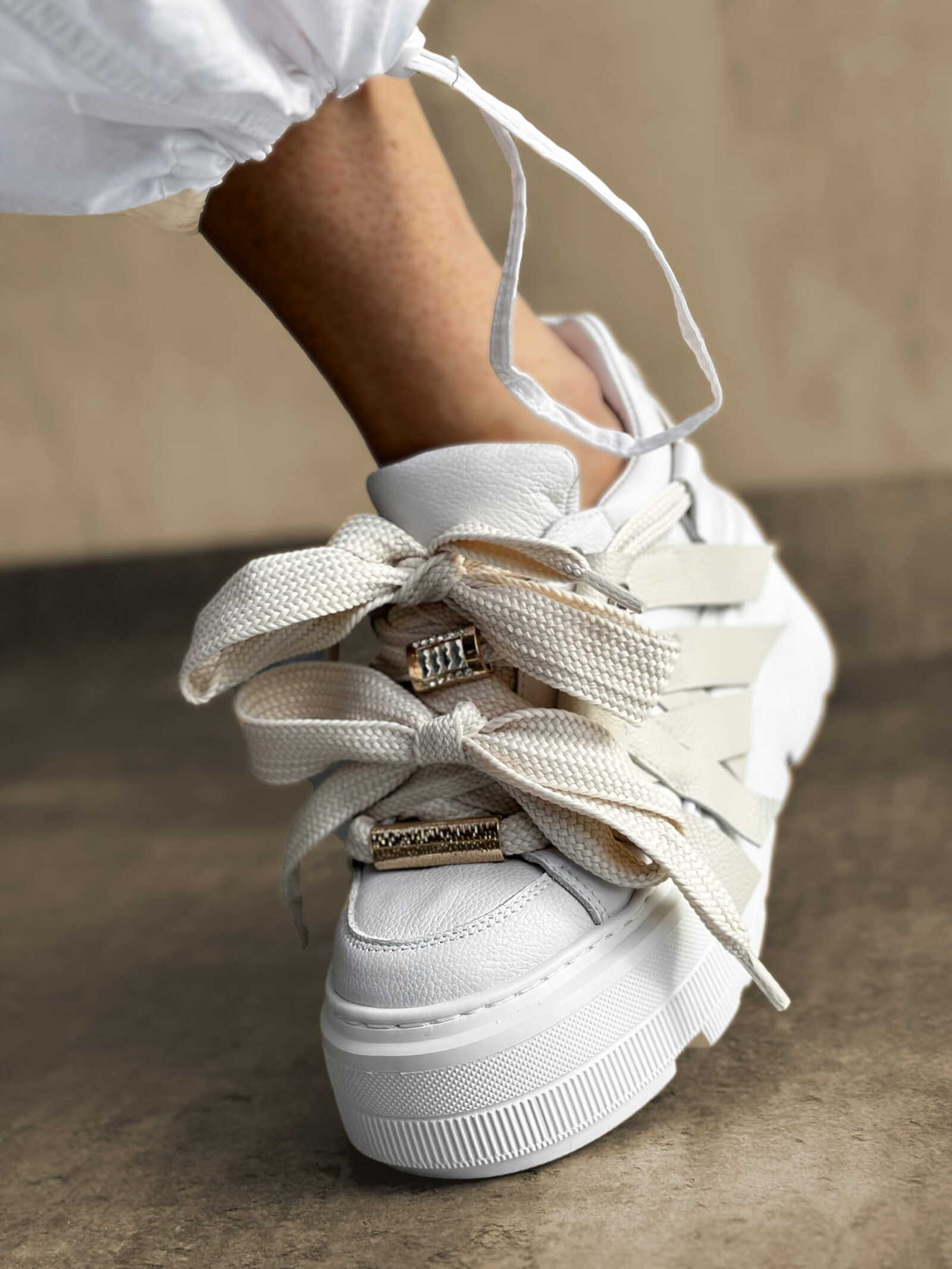 sneakers-dama-din-piele-naturala-alb-crem-mina