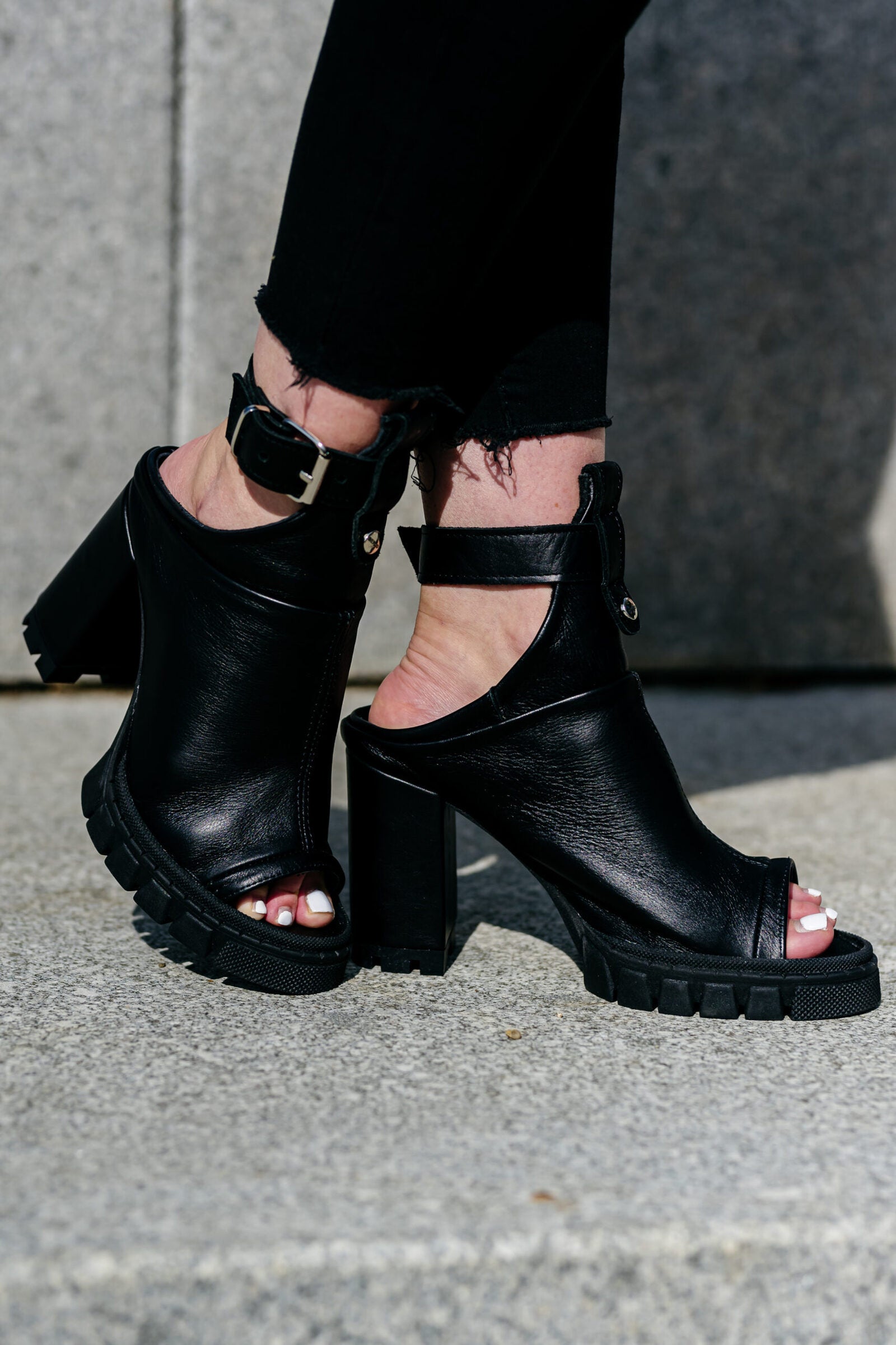 Sandale-dama-din-piele-naturala-negre-Arianna (3)