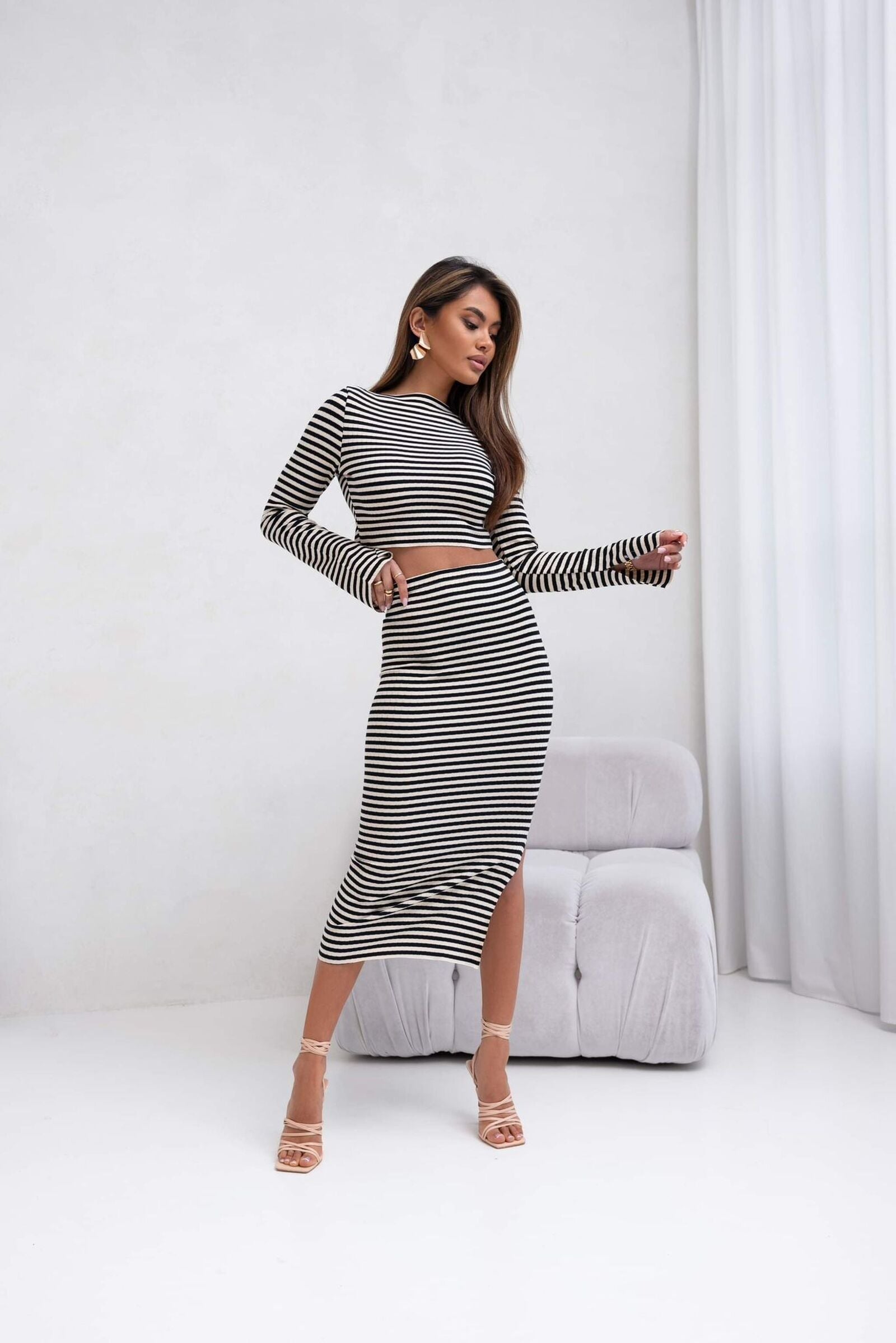 Compleu-dama-bluza-si-fusta-lunga-alb-cu-negru (6)