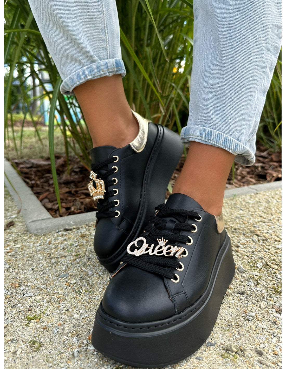 Sneakers-dama-din-piele-naturala-negru-auriu-Mina (5)