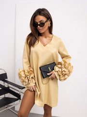 Rochie-dama-eleganta-aurie-cu-volane-tip-glob