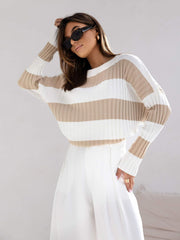 Bluza-dama-in-dungi-alb-BEJ-oversized