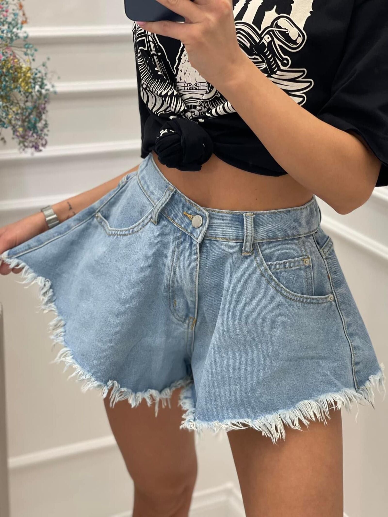 Pantaloni scurti din denim Kity - mauri.ro (4)