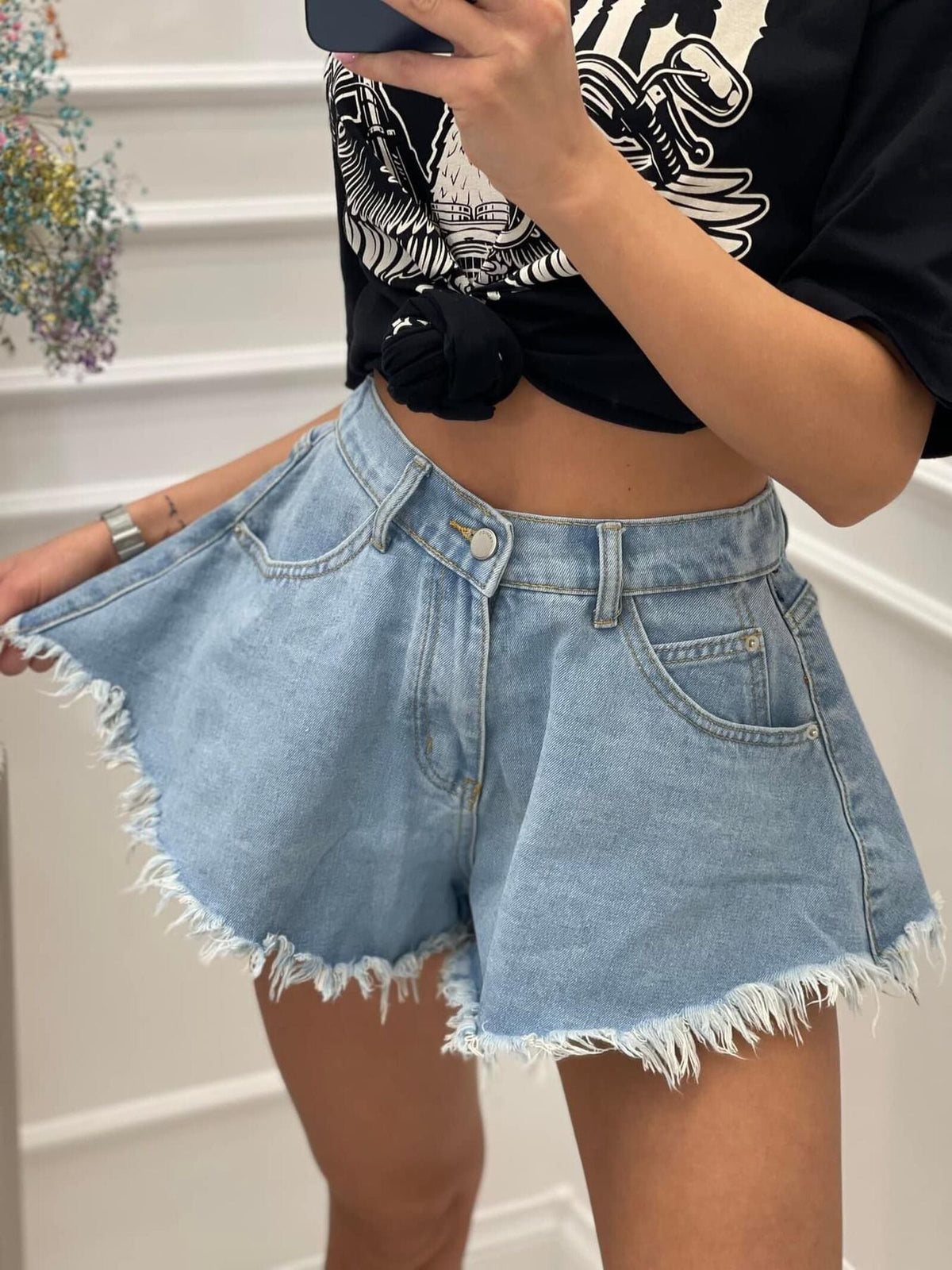 Pantaloni scurti din denim Kity - mauri.ro (4)
