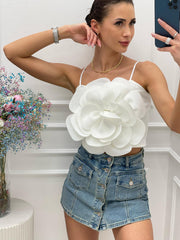 top-alb-cu-floare-supradimensionata (3)