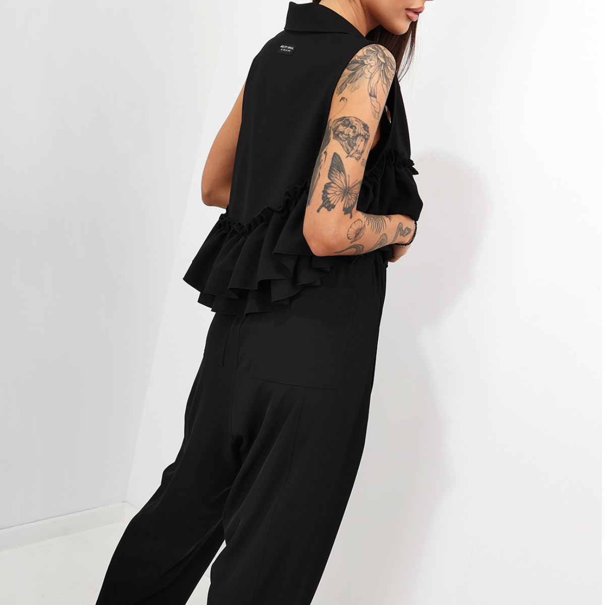 Vesta-cu-volene-neagra-Mirya