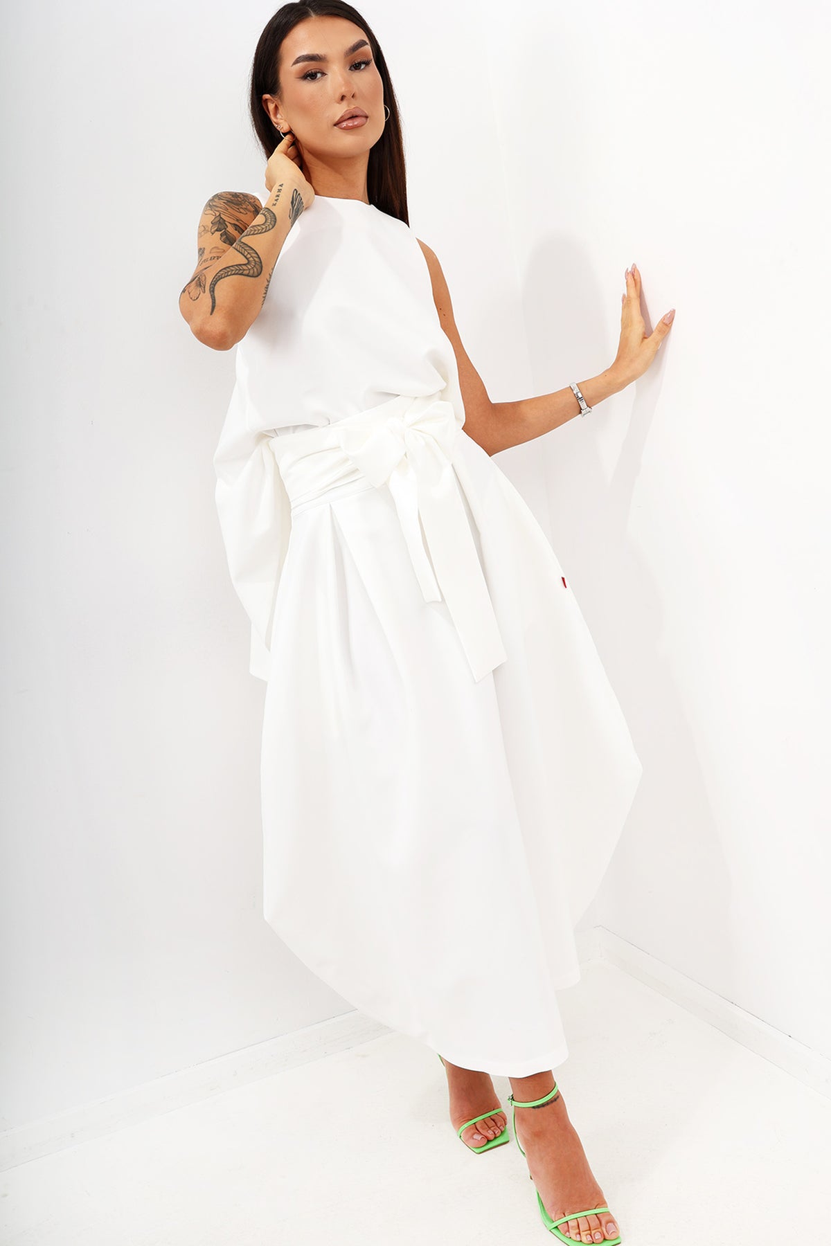 compleu-fusta-si-top-ALB-bow