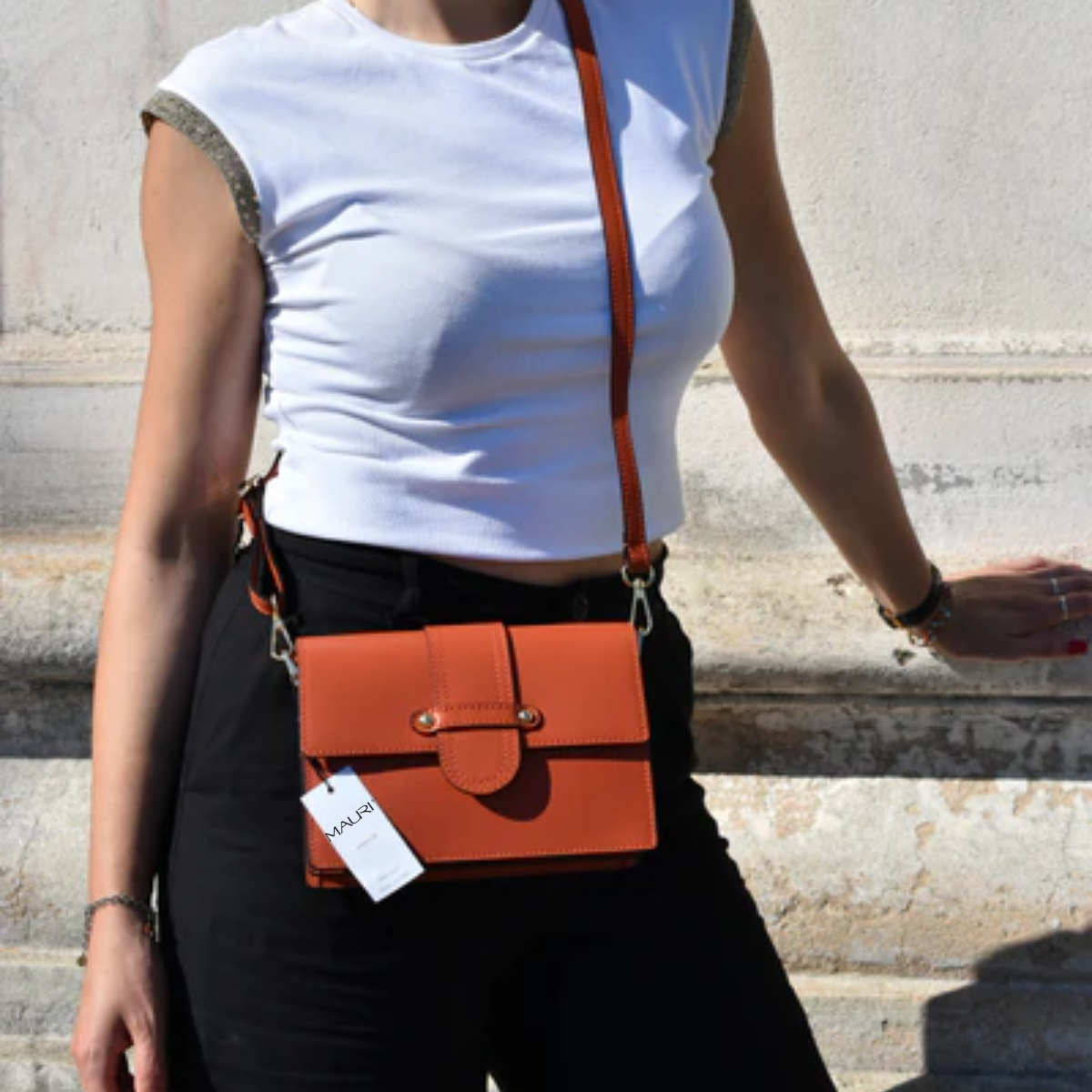 geanta-din-piele-naturala-elisa-camello (9)