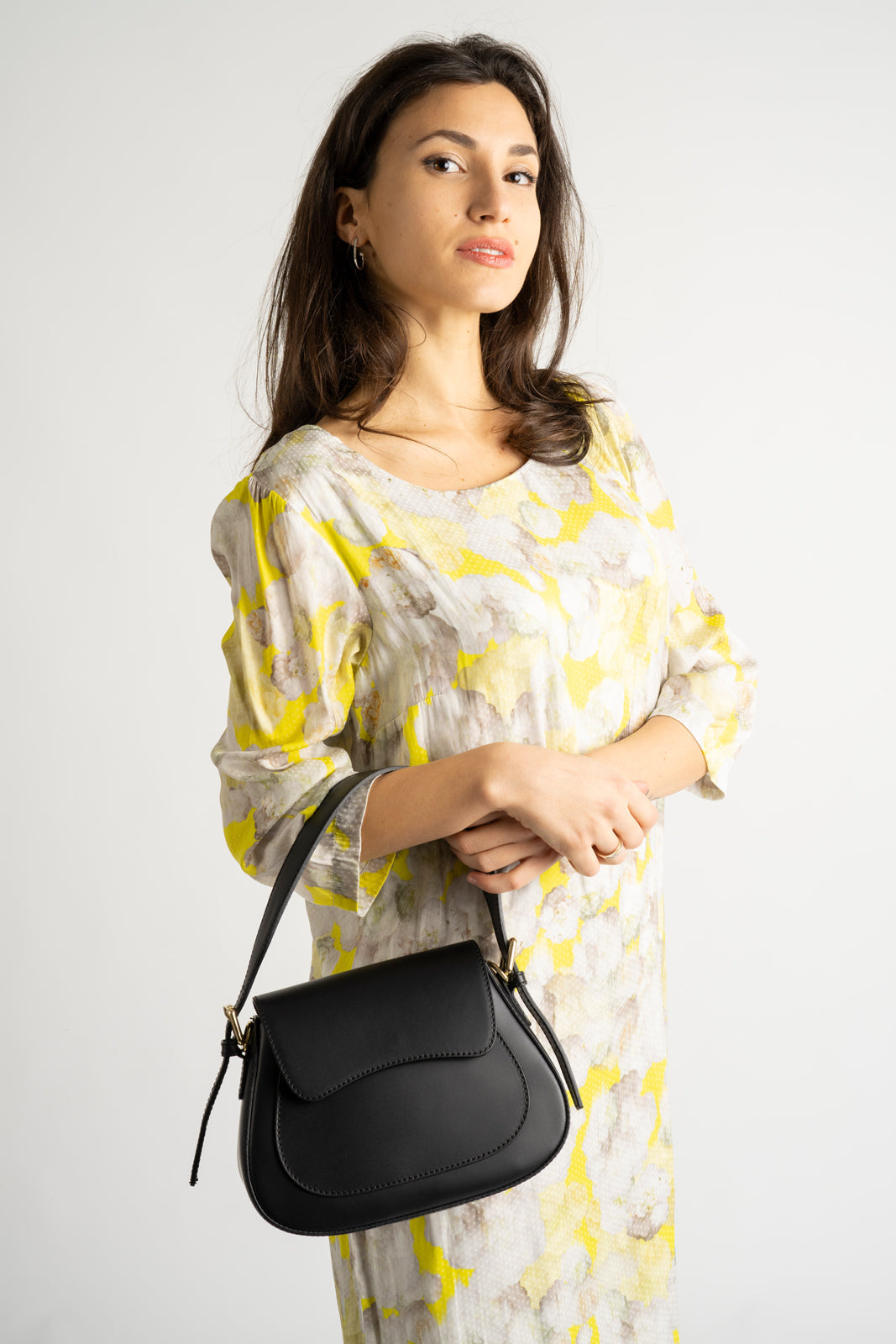 geanta-din-piele-naturala-neagra-naiara