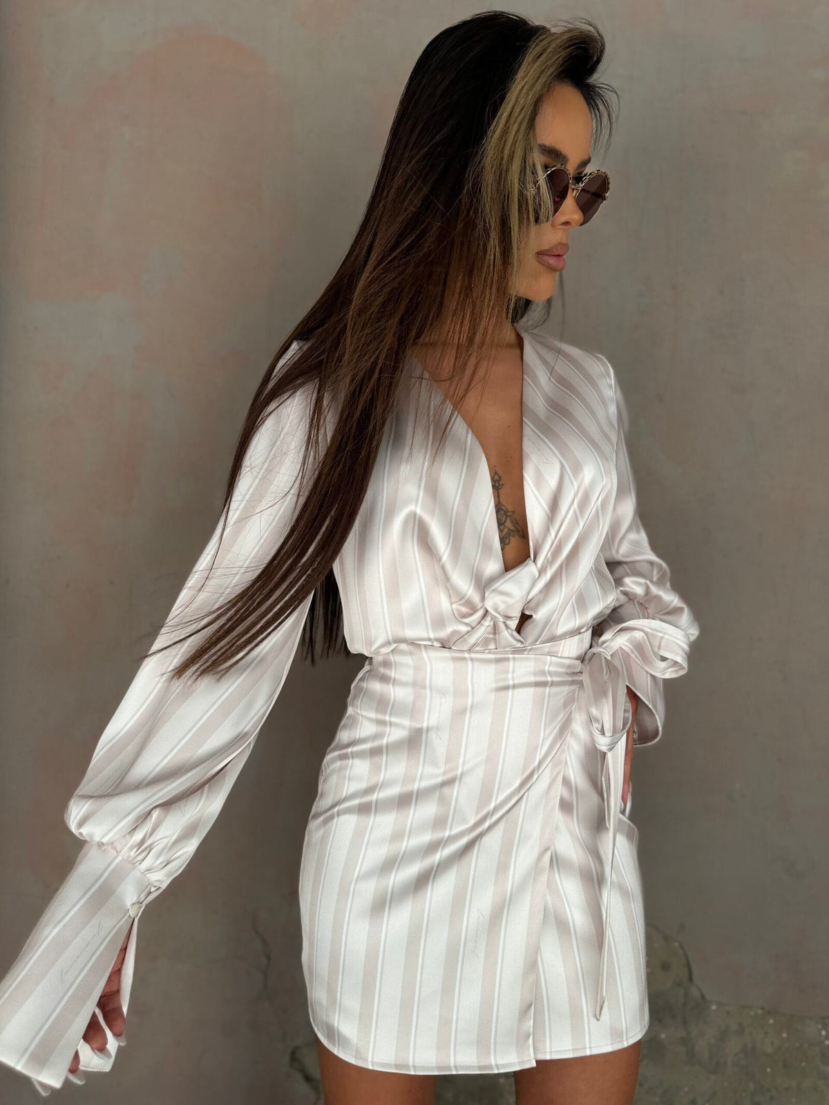 compleu-camasa-si-pantaloni-bej-the-last (2)