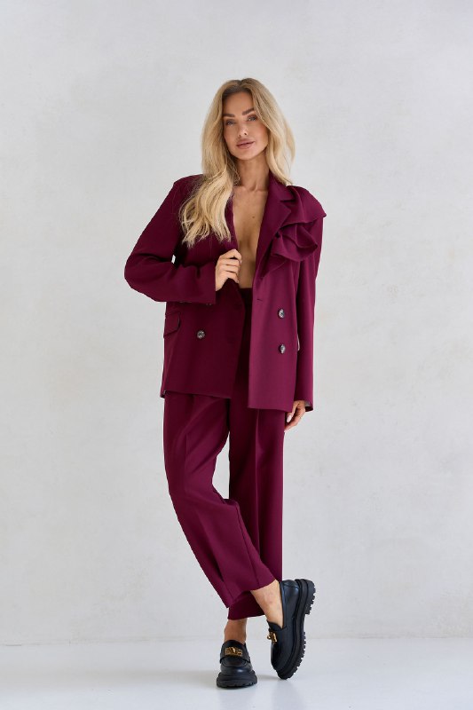 Compleu sacou si pantaloni visiniu Izabella - mauri.ro (1)