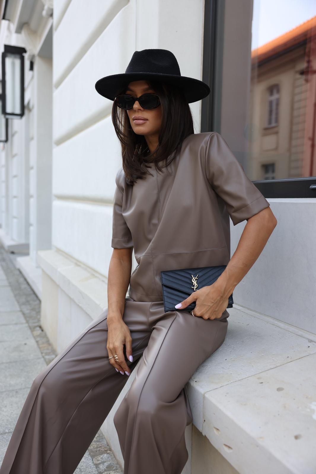 Compleu-bluza-si-pantaloni-taupe-Safran (4)