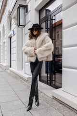 Sacou-tip-jacheta-din-blana-bej-Reyna (3)