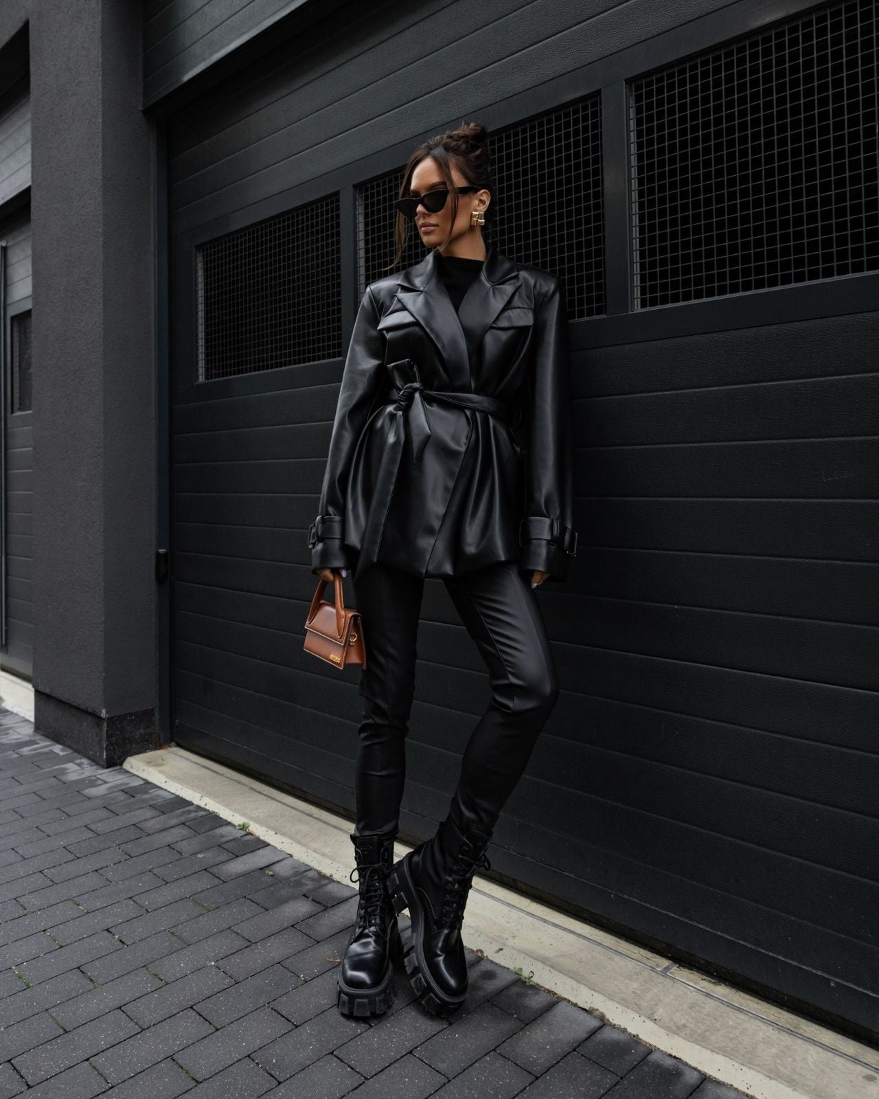 Jacheta-tip-sacou-din-piele-ecologica-neagra-Geranium (3)