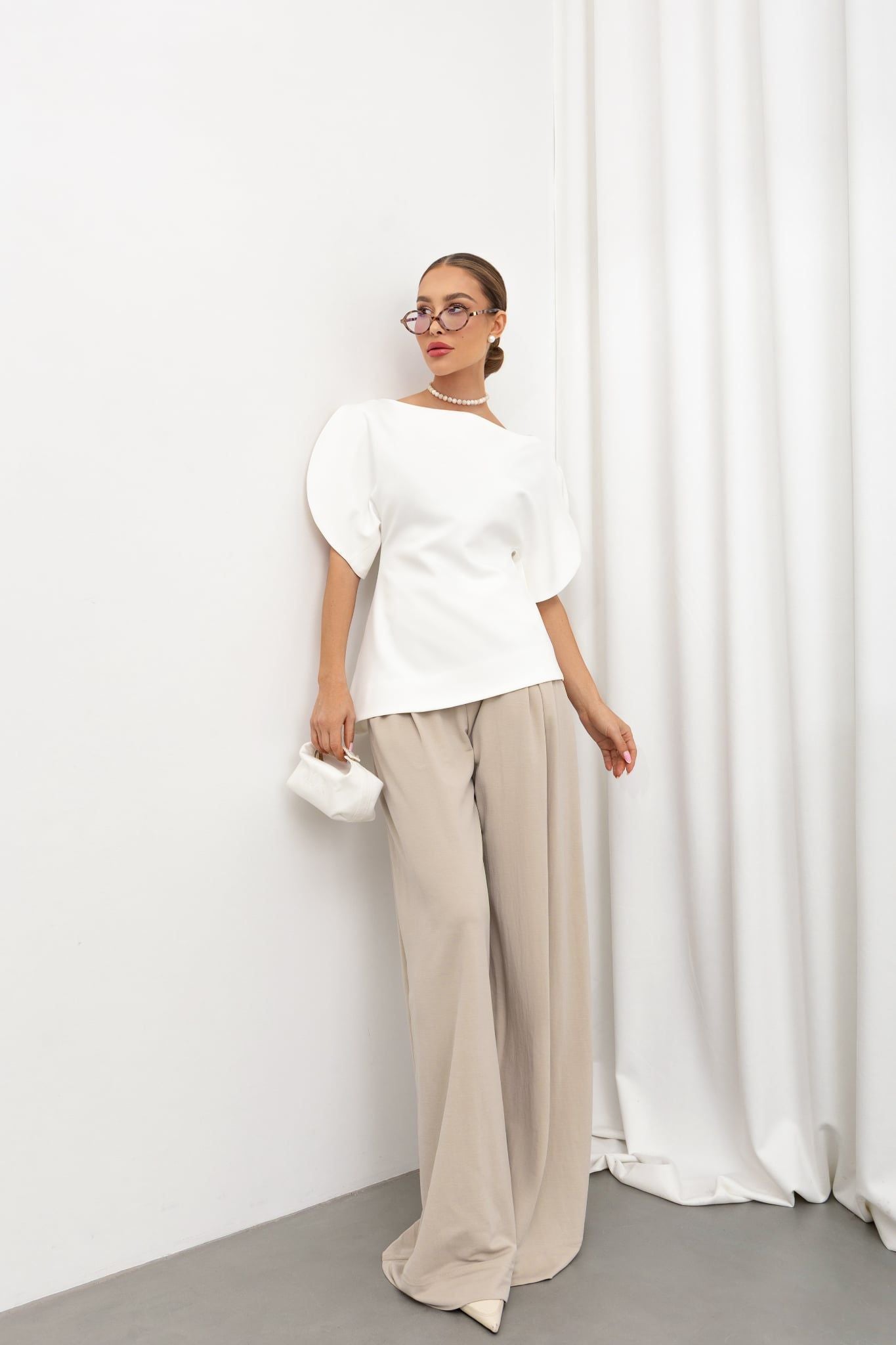 Bluză Elegantă Ivory cu Mâneci Bufante Clara