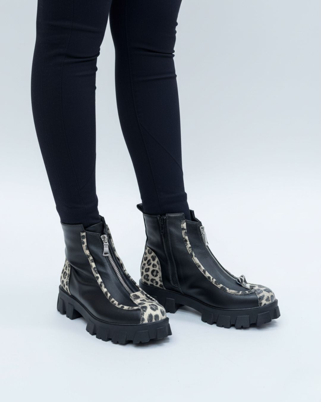 Ghete din piele neagra Chiara