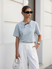 Tricou cu guler decorativ și fundă contrast