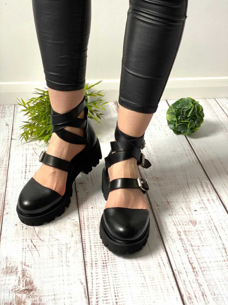 Pantofi din piele neagra Rock Glamour